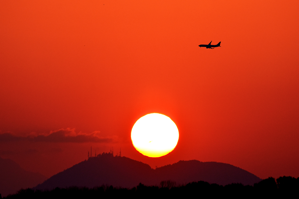 夕焼け空港　1