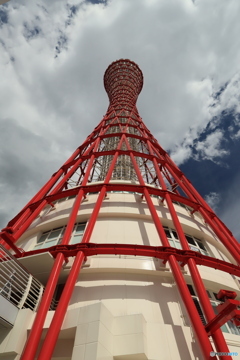 背筋伸ばして