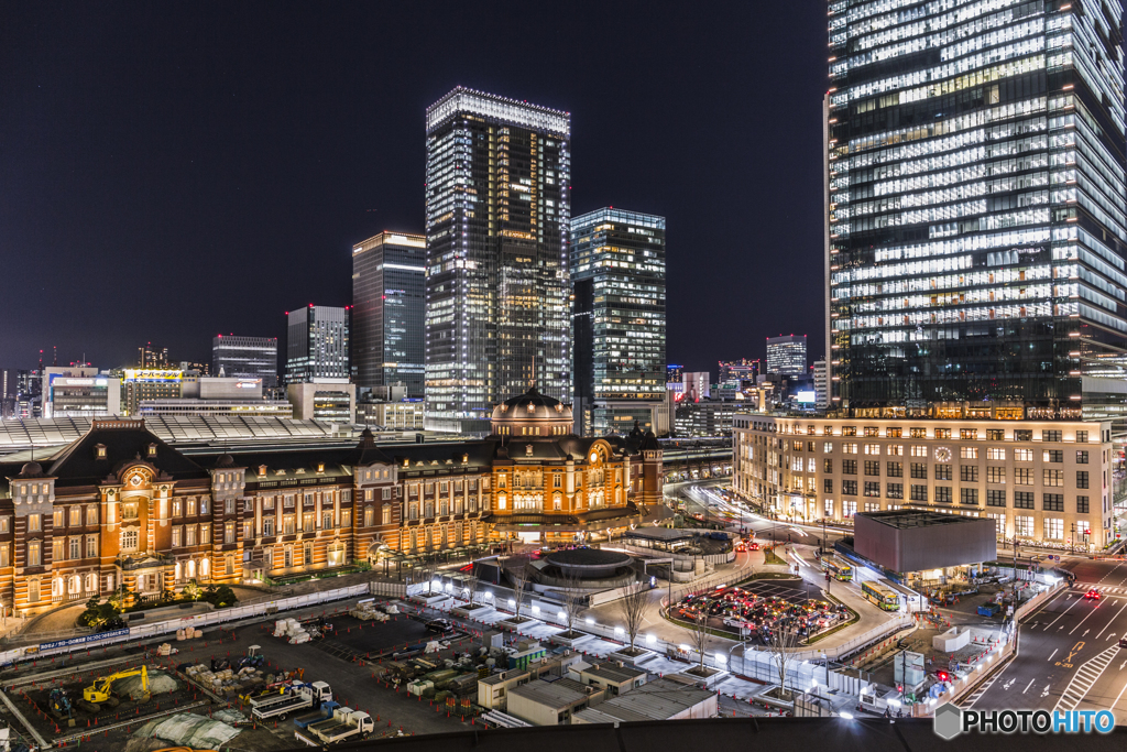 東京駅とKITTE
