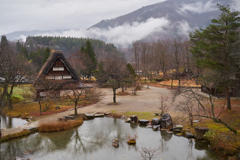 小雨の白川郷