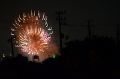 窓から見える花火②