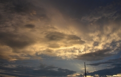 梅雨空