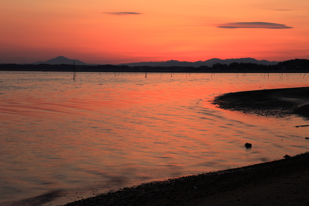 汽水湖の夕景