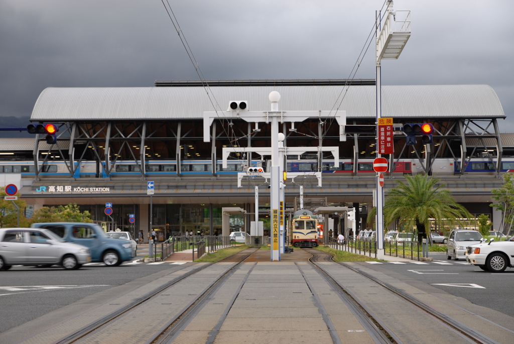 高知駅