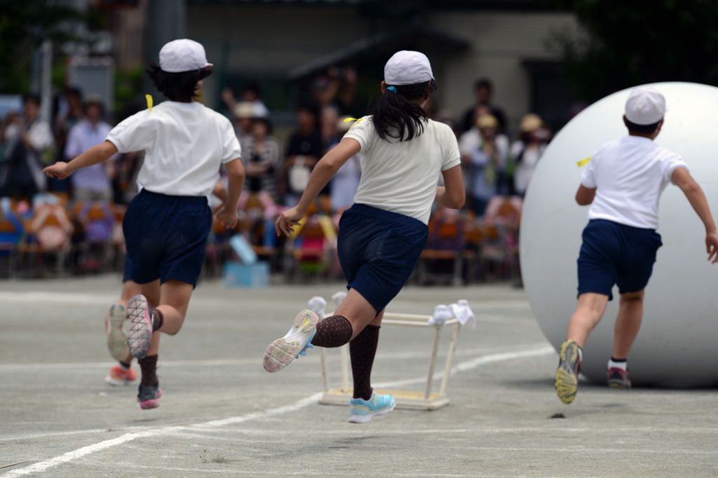 運動会 × ニーニー