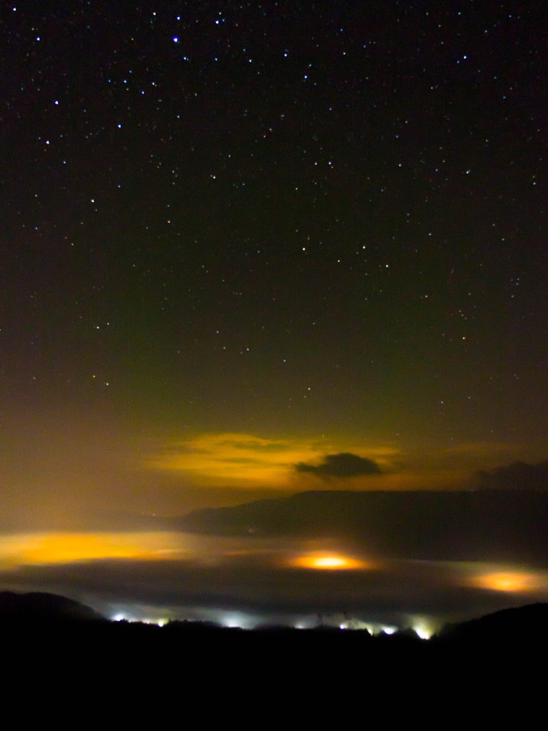 阿蘇谷　夜の雲海