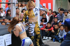 猫子しっぽパーンチ