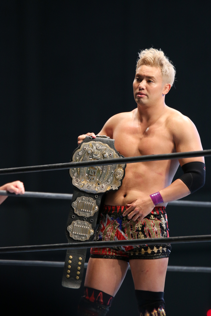 第６３代ＩＷＧＰヘビー級チャンピオン　オカダ