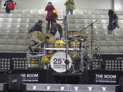 ライブ終了　音楽で世界を変えられたのか？