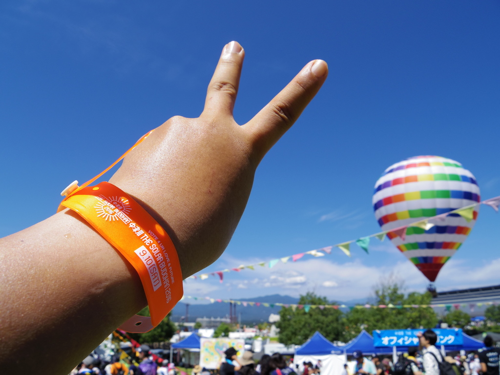 ＬＯＶＥ＆ＰＥＡＣＥ＆ＥＮＪＯＹ
