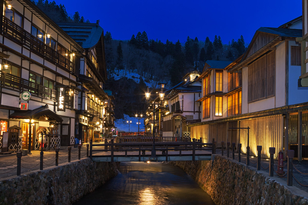 銀山温泉