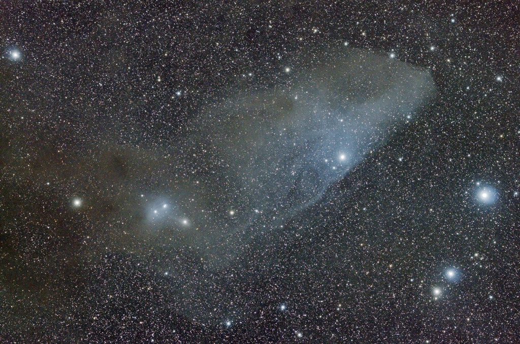 散光星雲 IC4592