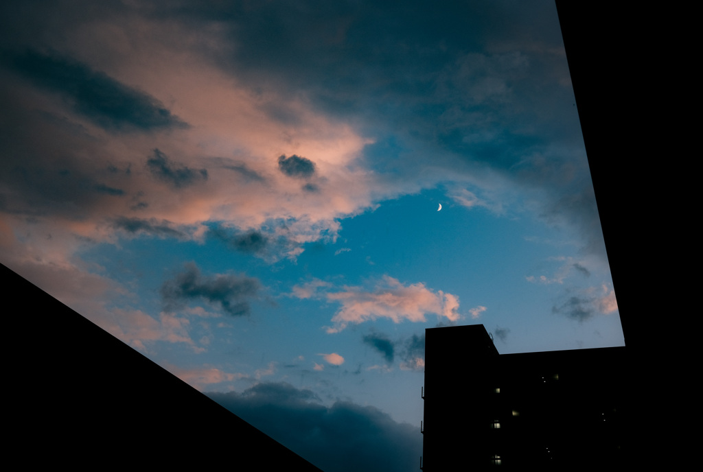 切り出された空
