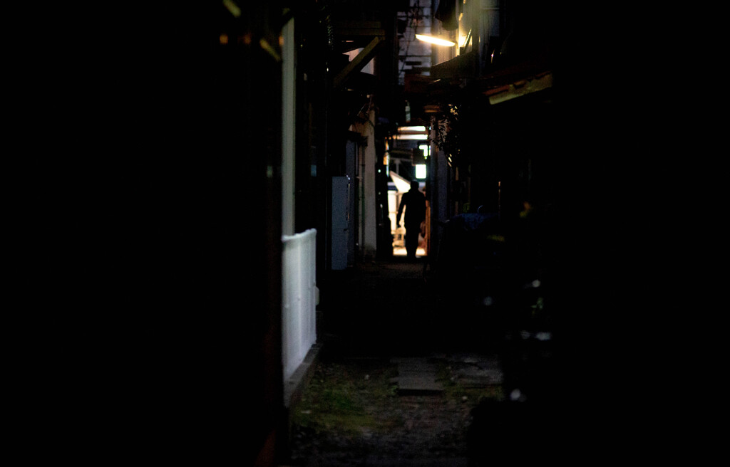 裏路地