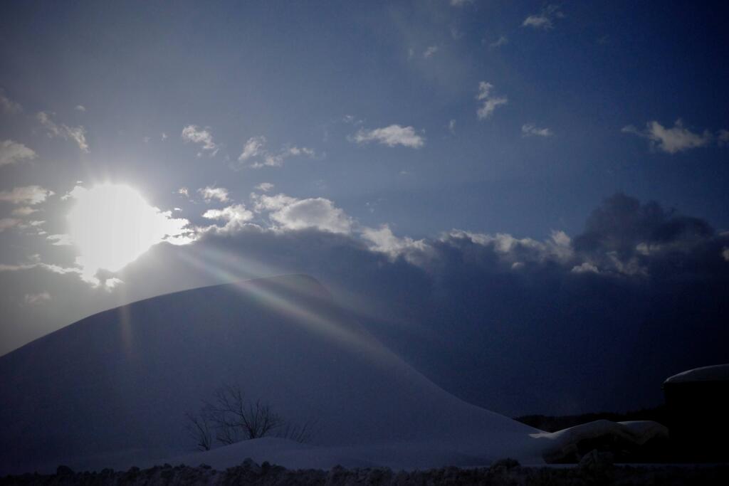 吹雪のはれた朝