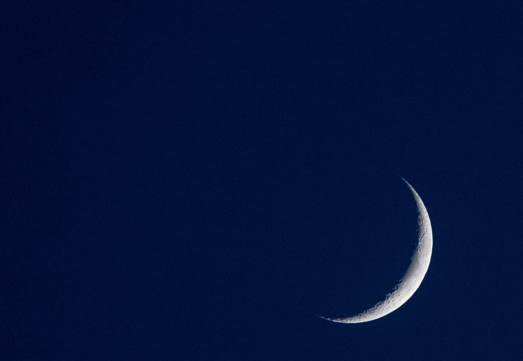 今宵の三日月