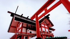 赤い神社