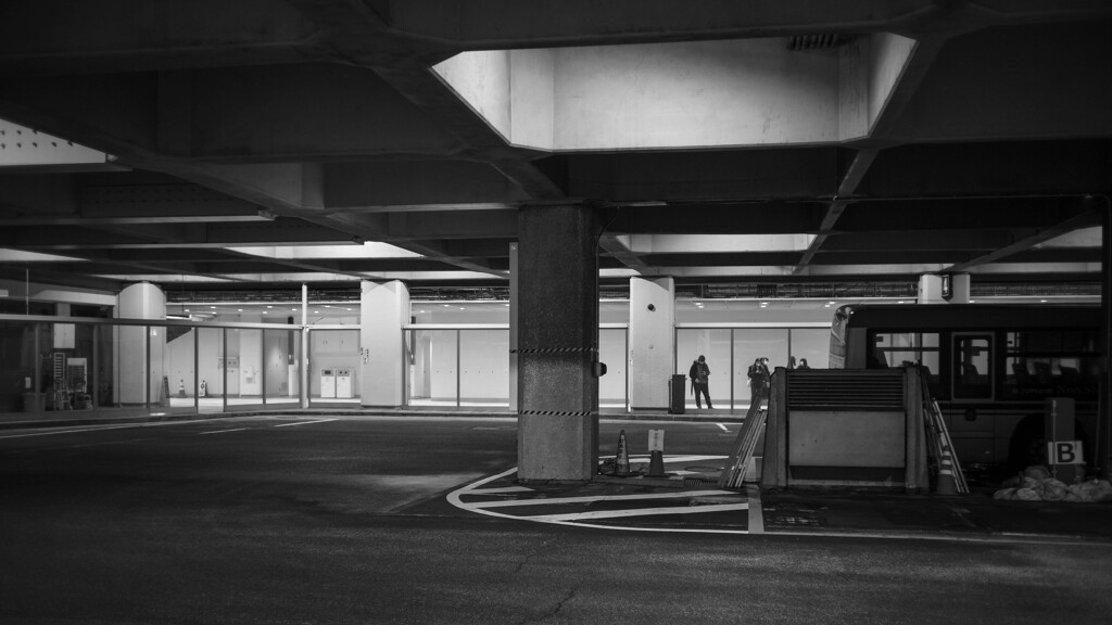 バスターミナルにて