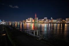 信濃川の夜