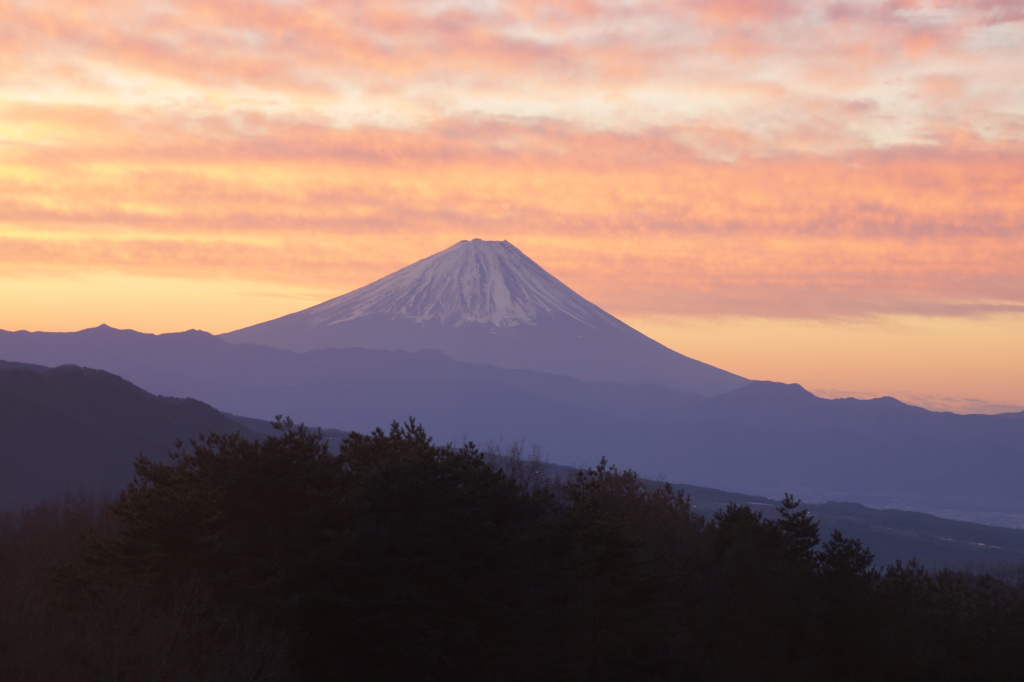 八ヶ岳から見た夜明け富士02