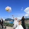 bouquet toss