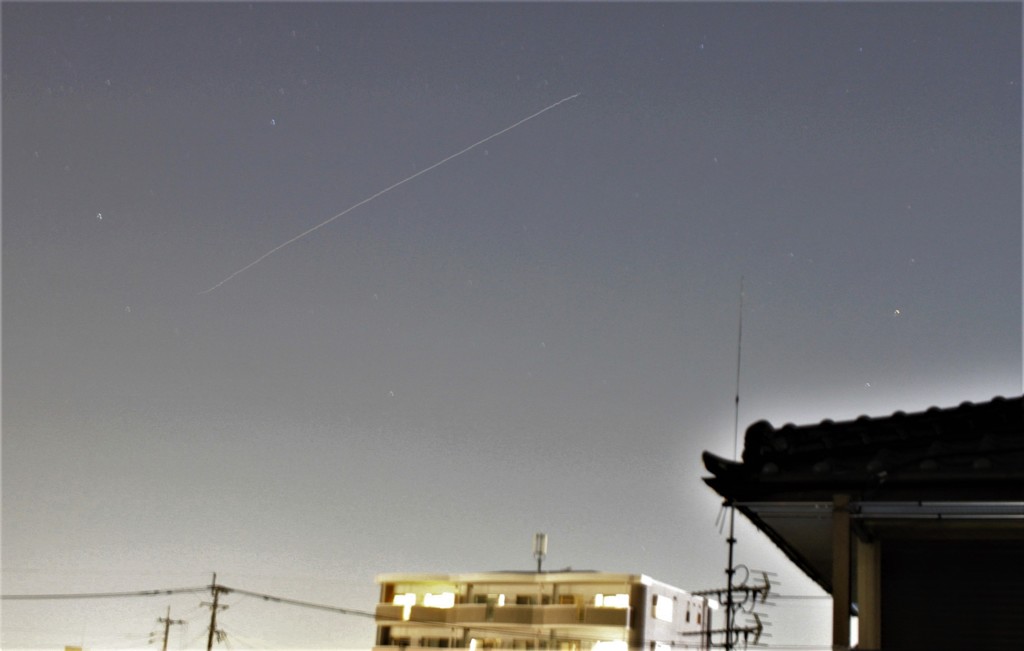 ２台並べて食事中に2階から