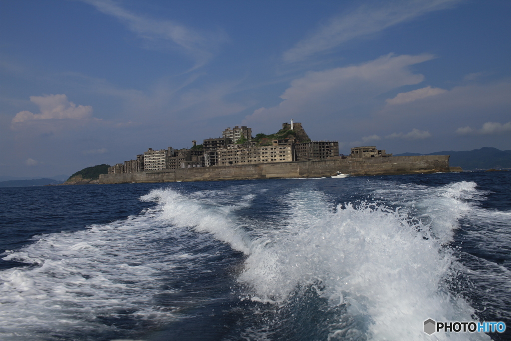 今から海が時化るので