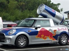 燃料積んであるのかな？