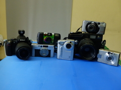 並んでください