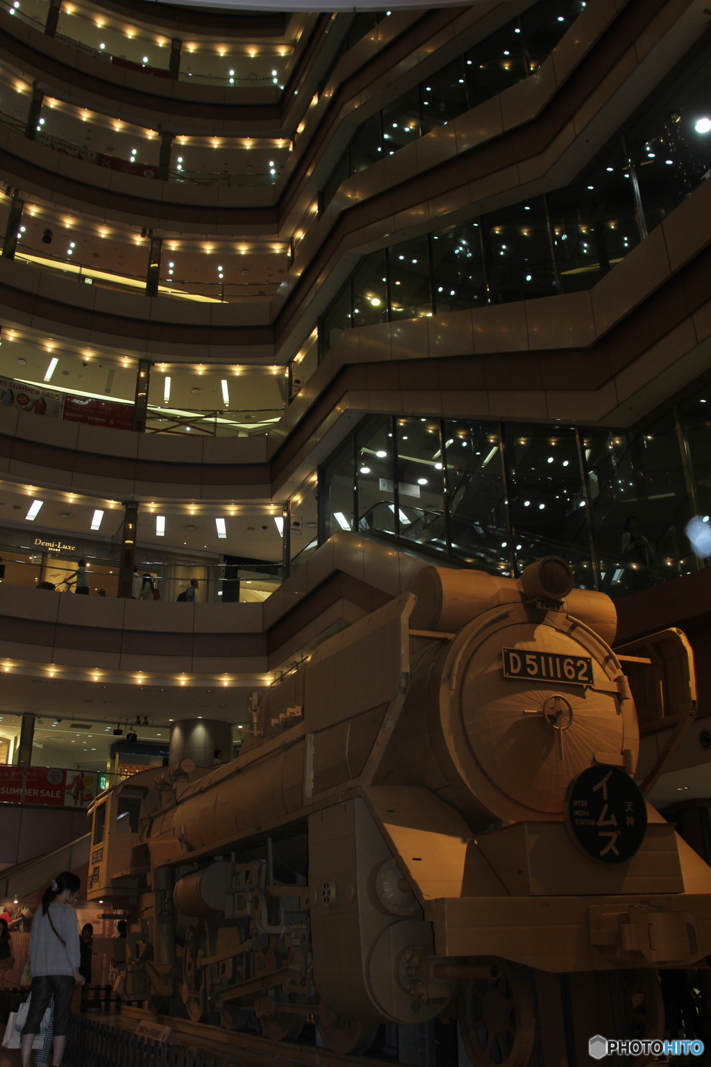 大型トラック２台で梱包です