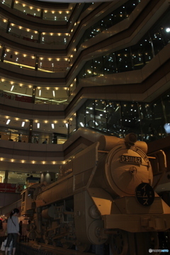 大型トラック２台で梱包です