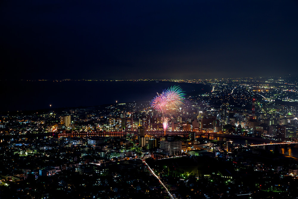 沼津の夜景と花火