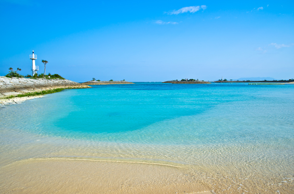 海は青かった