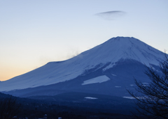 山中湖側からの富士山