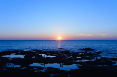 日本海に沈む夕日