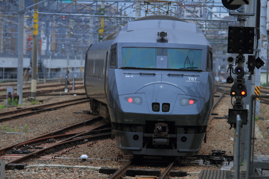 787系