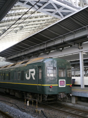 大阪着の夜行列車おりた時から