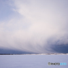 舞い上がる雪雲