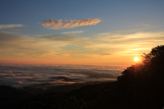 雲海と朝陽