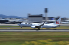 Boeing 737-846