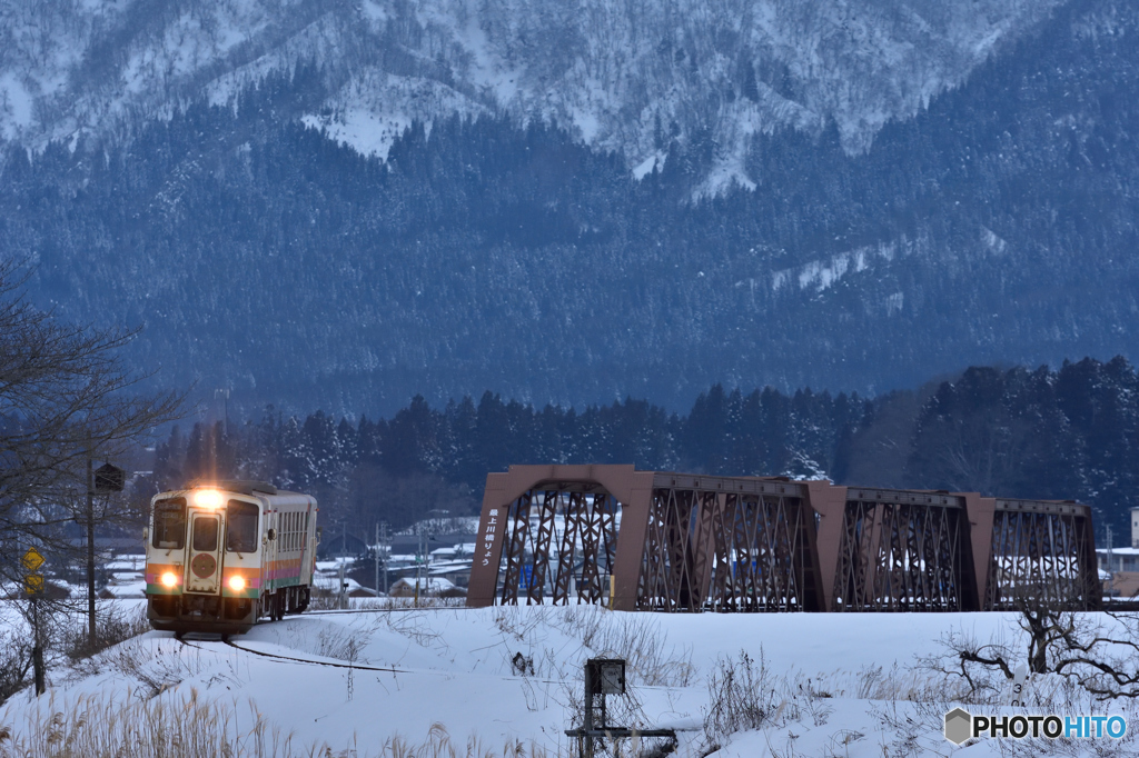 雪・最上川橋梁　山形鉄道