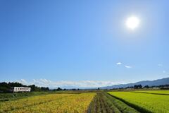 山形鉄道の秋空