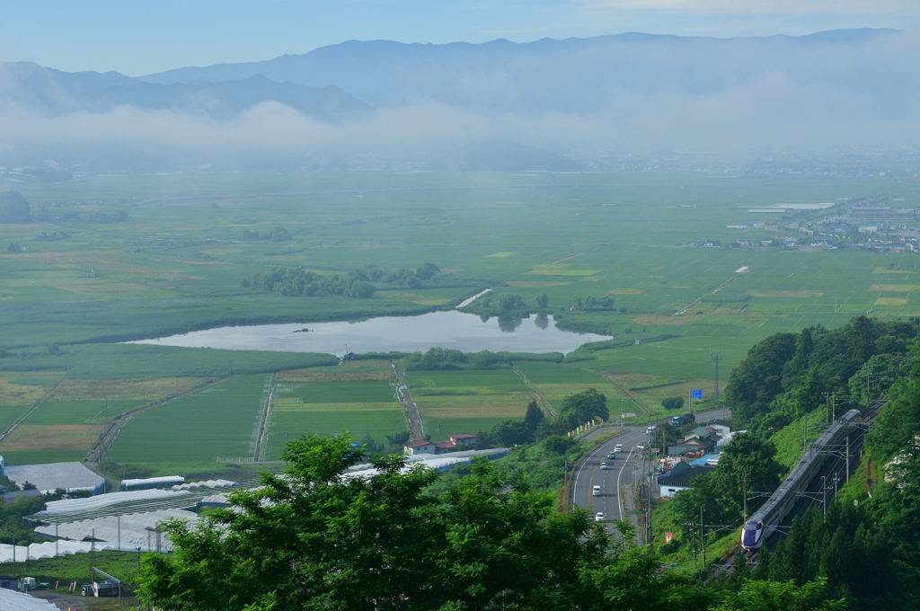 白竜湖の朝