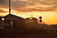 西大塚駅の日暮