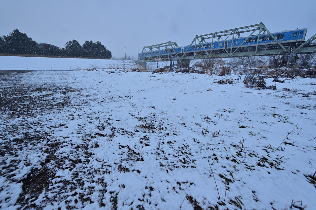 雪の降りはじめ