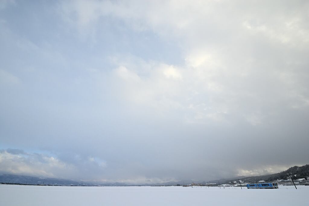 また雪雲がやってきた