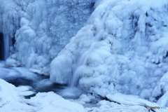 氷中落水