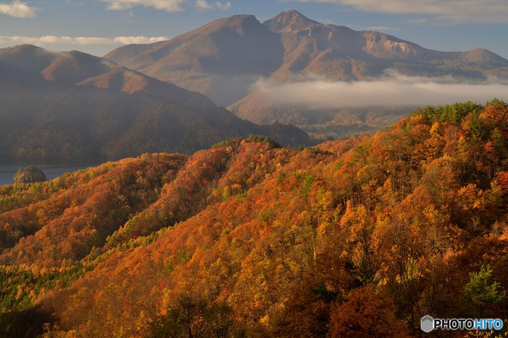 磐梯山秋景