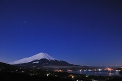 パノラマ台からの富士と星空