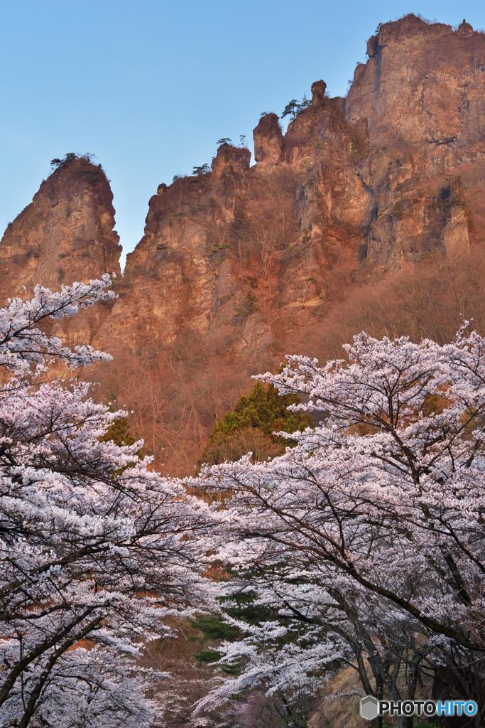 妙義山の春
